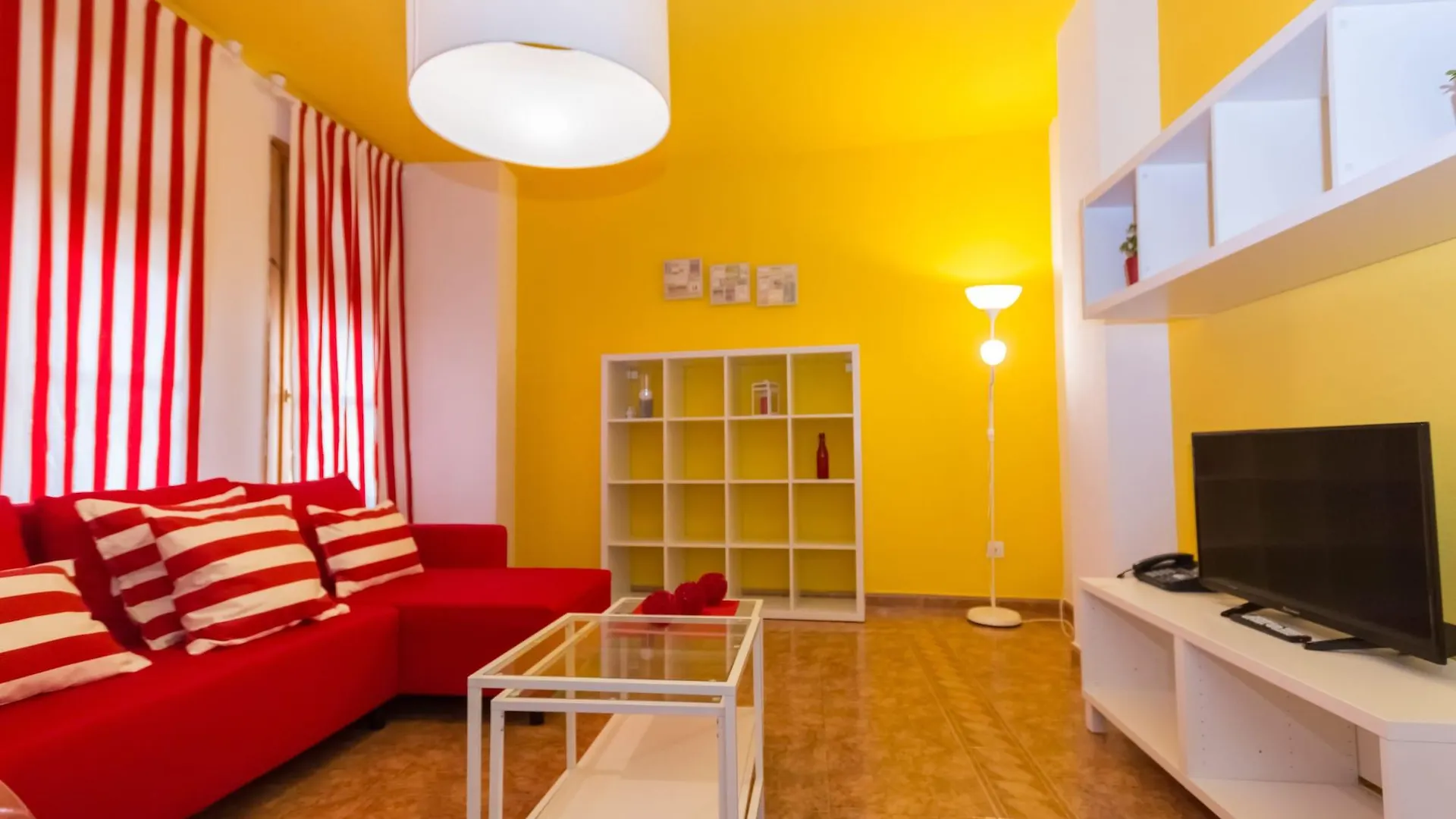 Hotel Nest Style Granada 0*,  Spagna