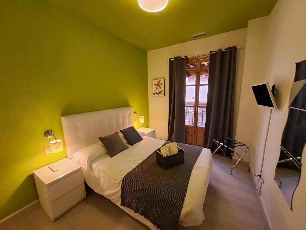 Hotel Nest Style Granada 0*,